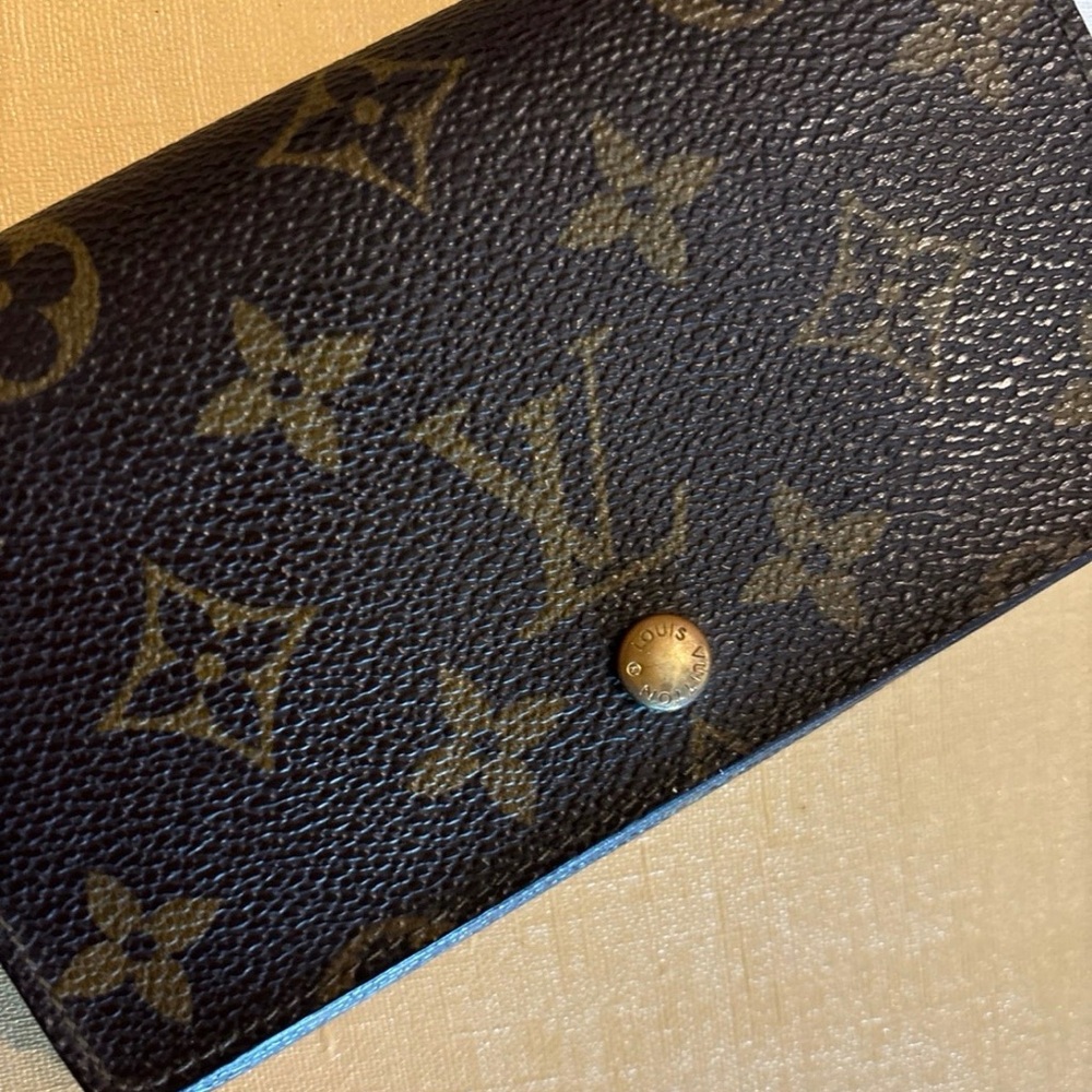 Authentic Louis Vuitton Monogram Wallet - Picture 9 of 10